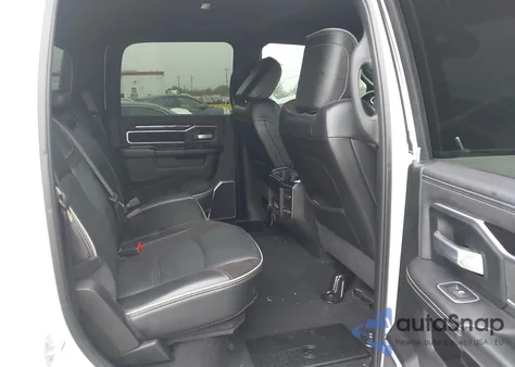 2022 Ram 2500 Laramie 4X4 8' Box из США, поврежденный, VIN 3C6UR5KL8NG121042